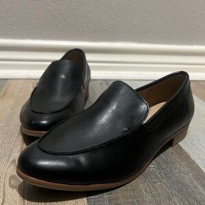 AEROSOLES Women’s Black Slip-On Loafers Sz 11 Comfy Career Office Casual NWOT